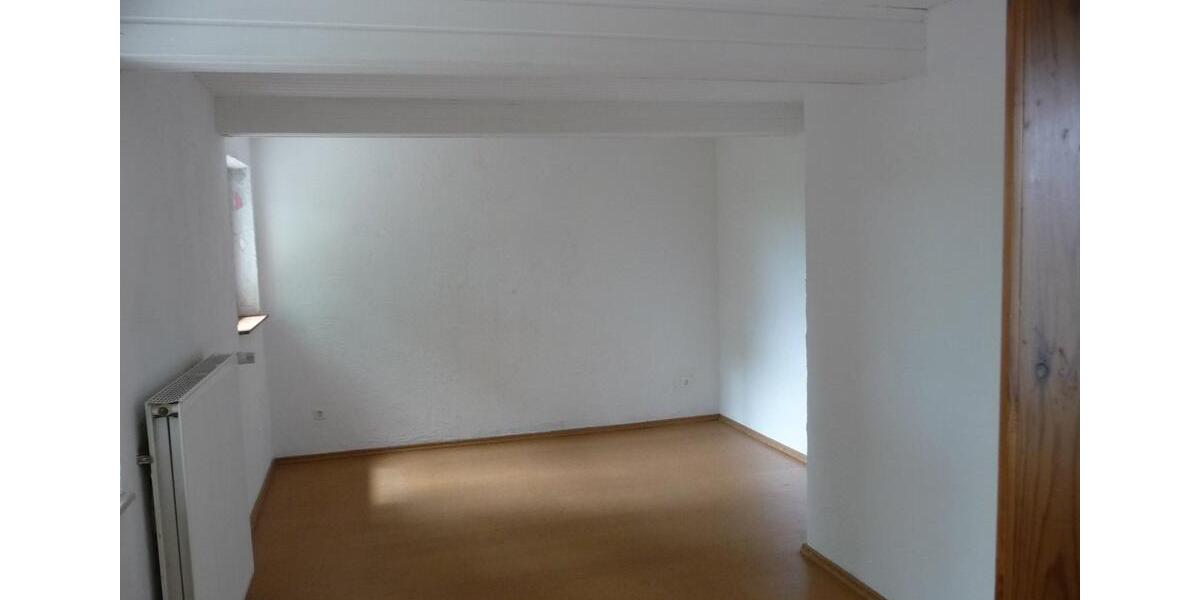 Erdgeschoßwohnung Hollingstedt - 4 Zimmer, 85 m&sup2;, 700&euro; | Angebot:25477194