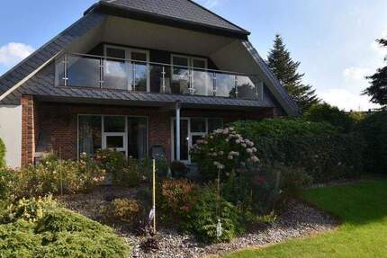 Haus Schleswig - 6 Zimmer, 189 m&sup2;, 520.000&euro; | Angebot:25690000