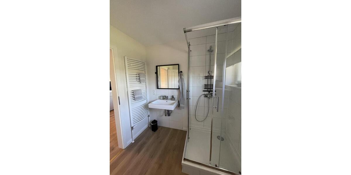Erdgeschoßwohnung Dörphof - 4 Zimmer, 104 m&sup2;, 1.250&euro; | Angebot:26144749