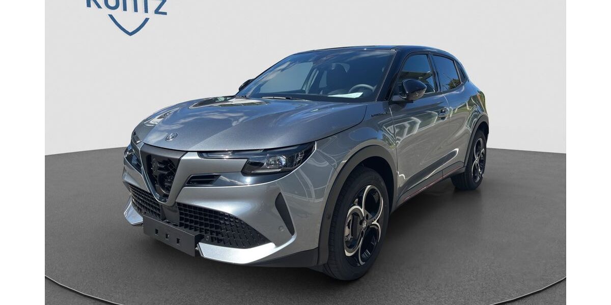 Alfa Romeo Junior 8.000 km 33.980 &euro; Gettorf / Kiel 24214
