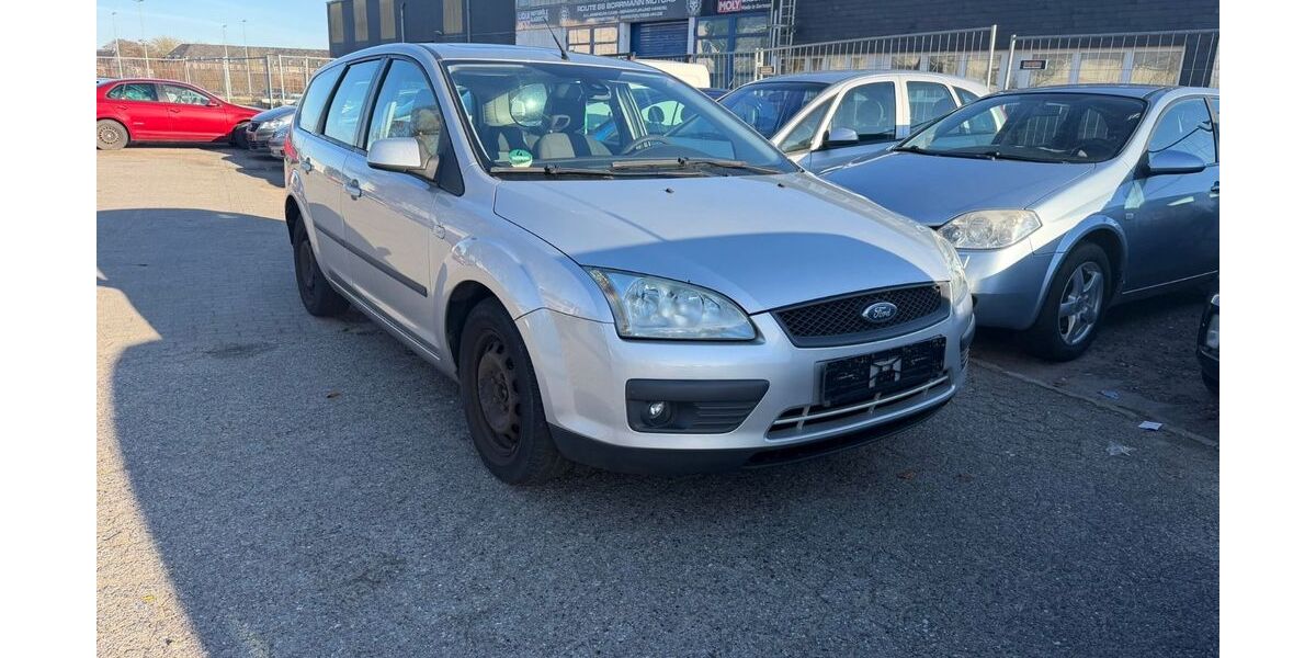 Ford Focus 180.000 km 2.480 &euro; Rendsburg 24768