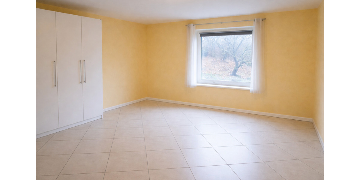 Einfamilienhaus Schülldorf - 6.5 Zimmer, 120 m&sup2;, 270.000&euro; | Angebot:25052403