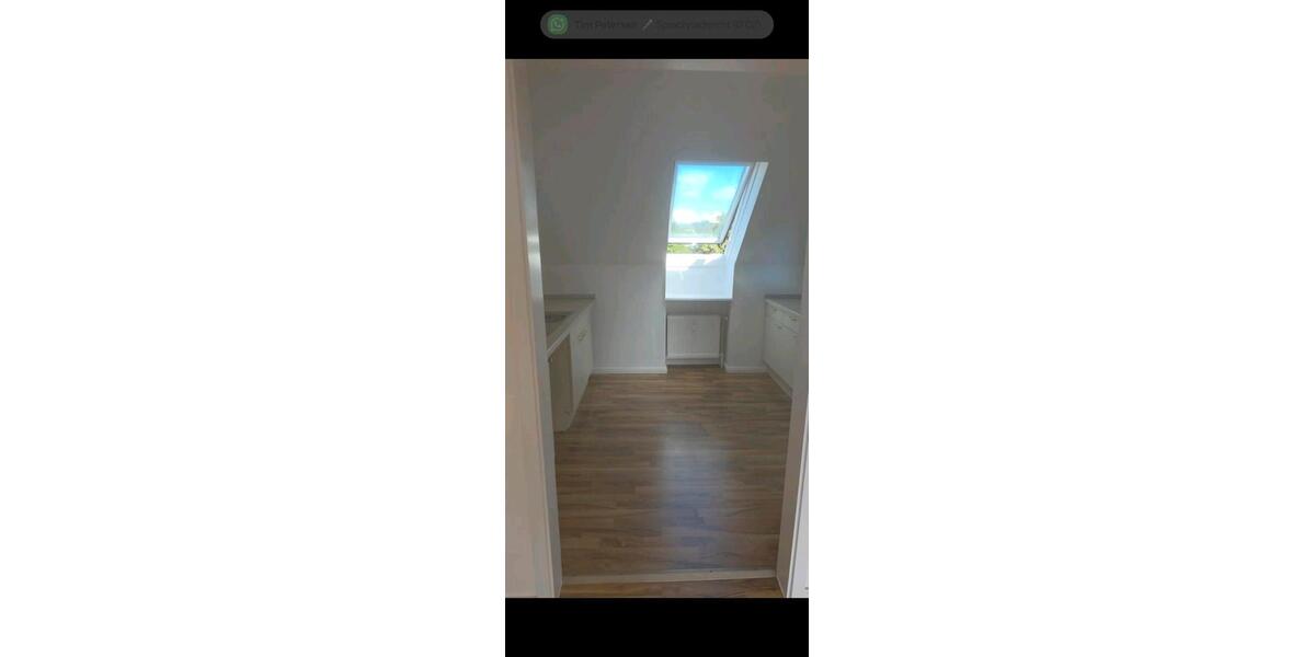 Dachgeschoßwohnung Büdelsdorf - 2 Zimmer, 45 m&sup2;, 129.500&euro; | Angebot:27267907