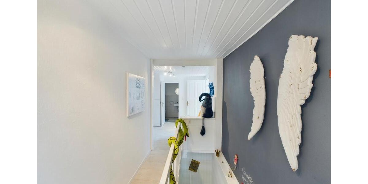 Einfamilienhaus Süderbrarup - 10 Zimmer, 471 m&sup2;, 740.000&euro; | Angebot:26484026