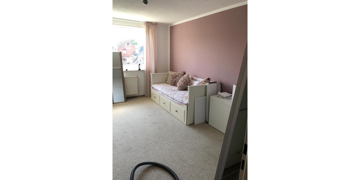 Maisonettenwohnung Büdelsdorf - 4 Zimmer, 125 m&sup2;, 1.300&euro; | Angebot:25717952