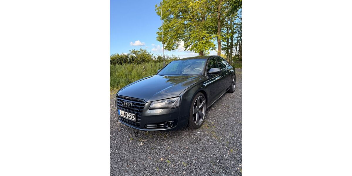 Audi A8 254.666 km 14.000 &euro; jörl 24992