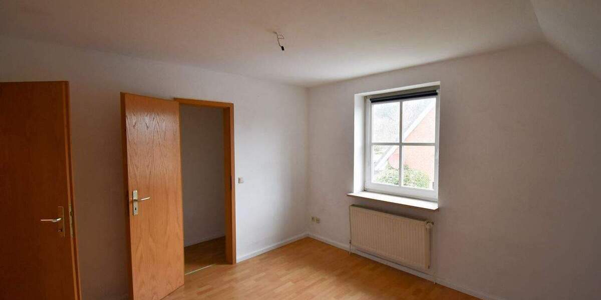 Doppelhaushälfte Osterrönfeld - 4 Zimmer, 104 m&sup2;, 390.000&euro; | Angebot:25909249