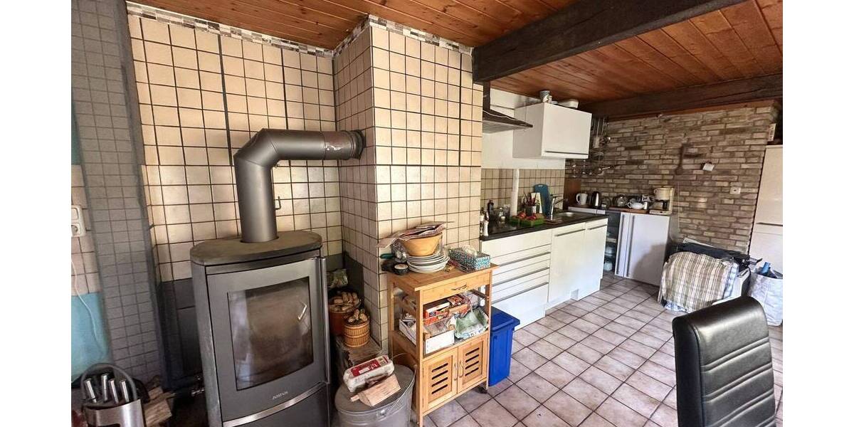 Einfamilienhaus Schwabstedt - 5 Zimmer, 160 m&sup2;, 195.000&euro; | Angebot:25780896