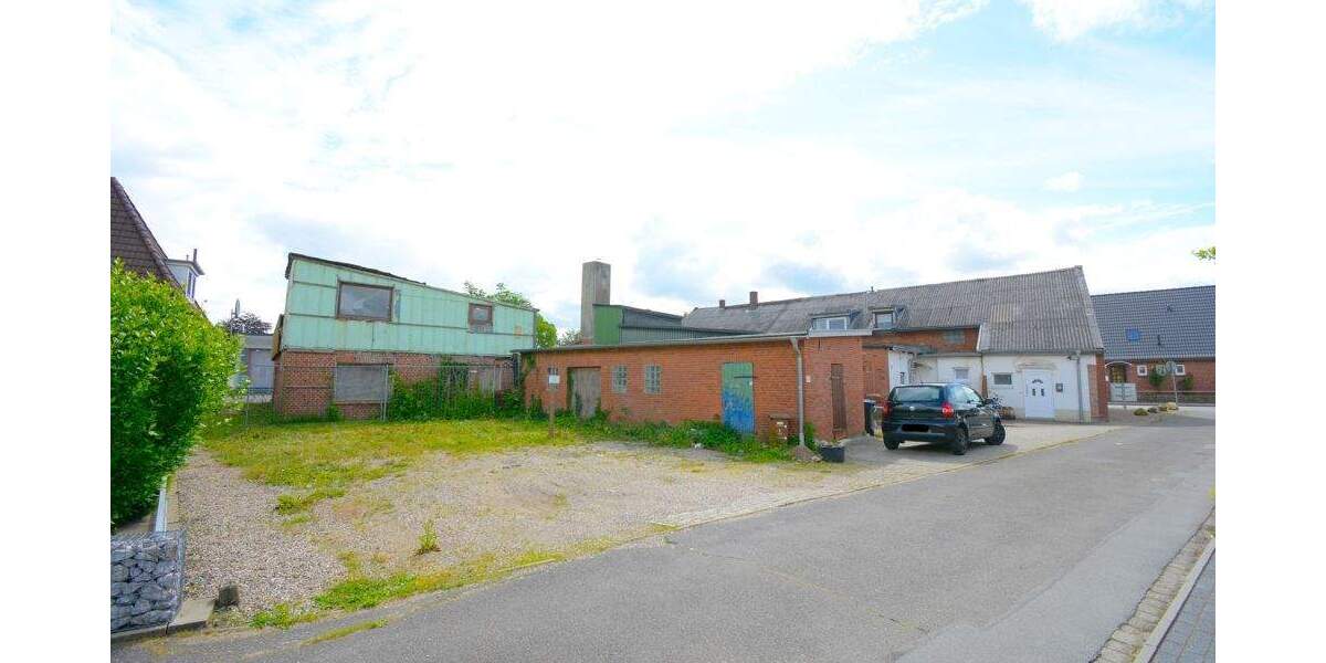 Mehrfamilienhaus, Wohnhaus Büdelsdorf - 580.000&euro; | Angebot:25735469