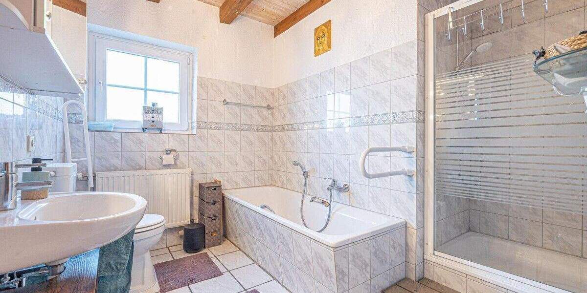 Einfamilienhaus Böel - 4 Zimmer, 177 m&sup2;, 449.000&euro; | Angebot:25769057