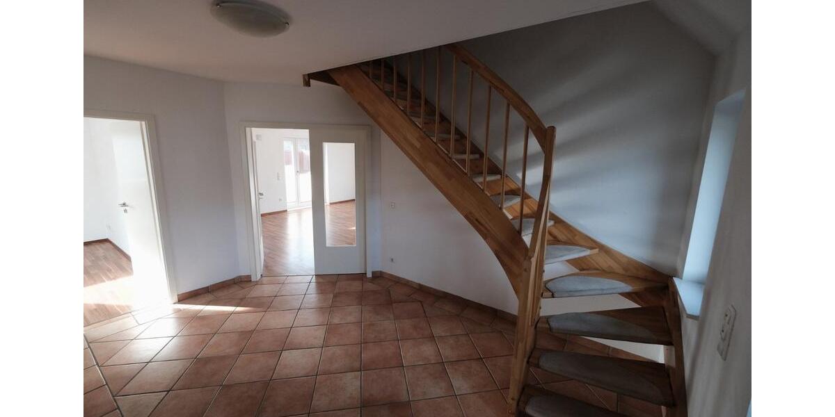 Einfamilienhaus Osterrönfeld - 5 Zimmer, 127 m&sup2;, 1.450&euro; | Angebot:26600863
