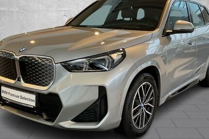 BMW iX1 27.558 km 47.280 &euro; Rendsburg 24768