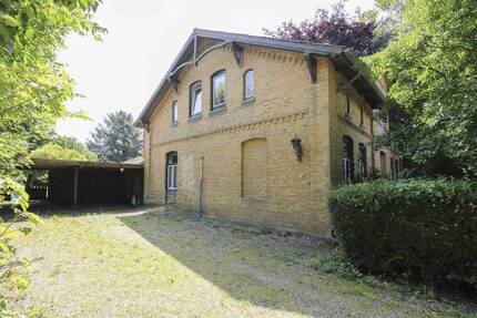 Haus Schwabstedt - 6 Zimmer, 177 m&sup2;, 240.000&euro; | Angebot:26065798