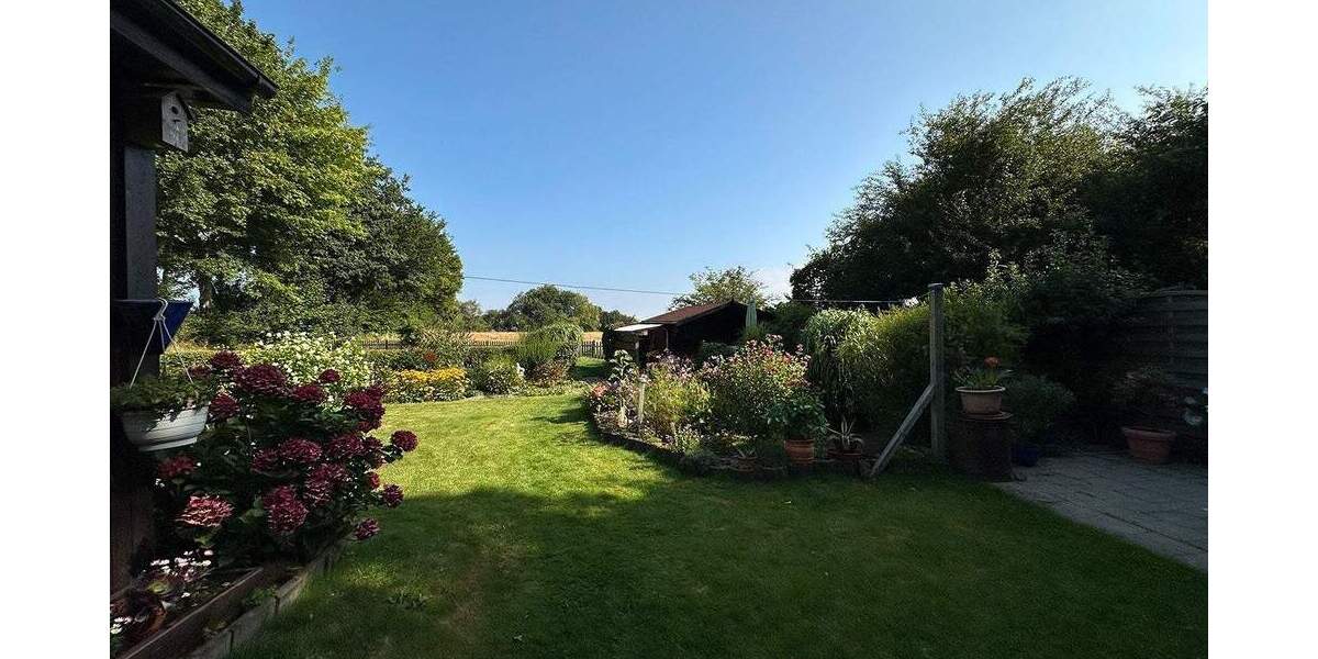 Einfamilienhaus Uelsby - 8 Zimmer, 168 m&sup2;, 229.000&euro; | Angebot:25745855