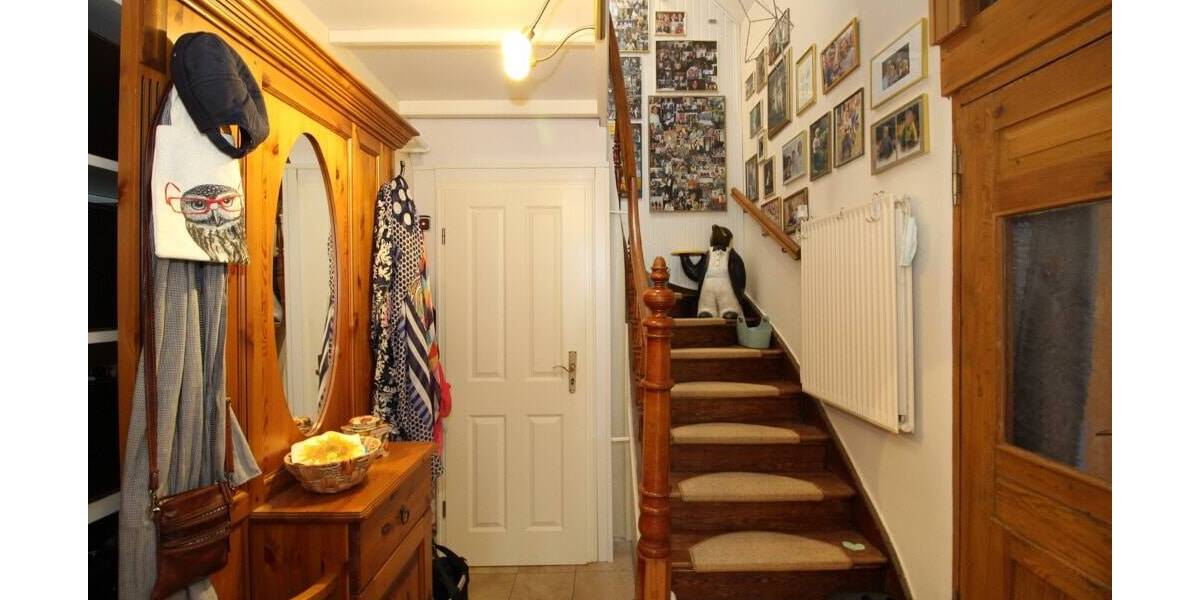 Einfamilienhaus Schleswig - 5 Zimmer, 140 m&sup2;, 275.000&euro; | Angebot:25671434