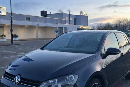 VW Golf 217.000 km 8.000 &euro; Fockbek 24787