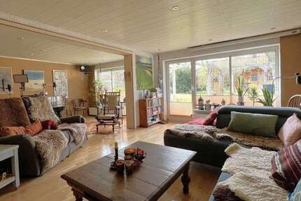 Haus Schleswig - 5 Zimmer, 140 m&sup2;, 215.000&euro; | Angebot:22452465