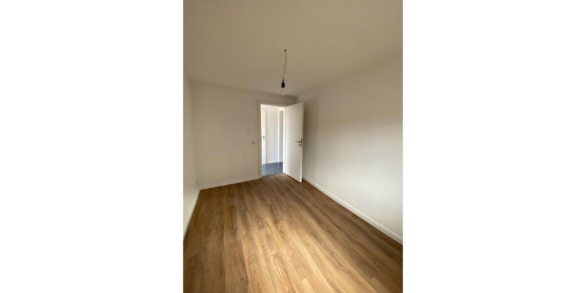 Einfamilienhaus Kropp - 4 Zimmer, 100 m&sup2;, 1.200&euro; | Angebot:26419421