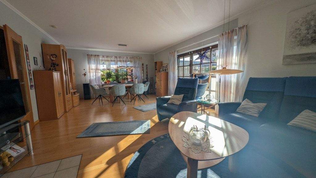 Doppelhaushälfte Schleswig - 4 Zimmer, 142 m&sup2;, 379.000&euro; | Angebot:25730400