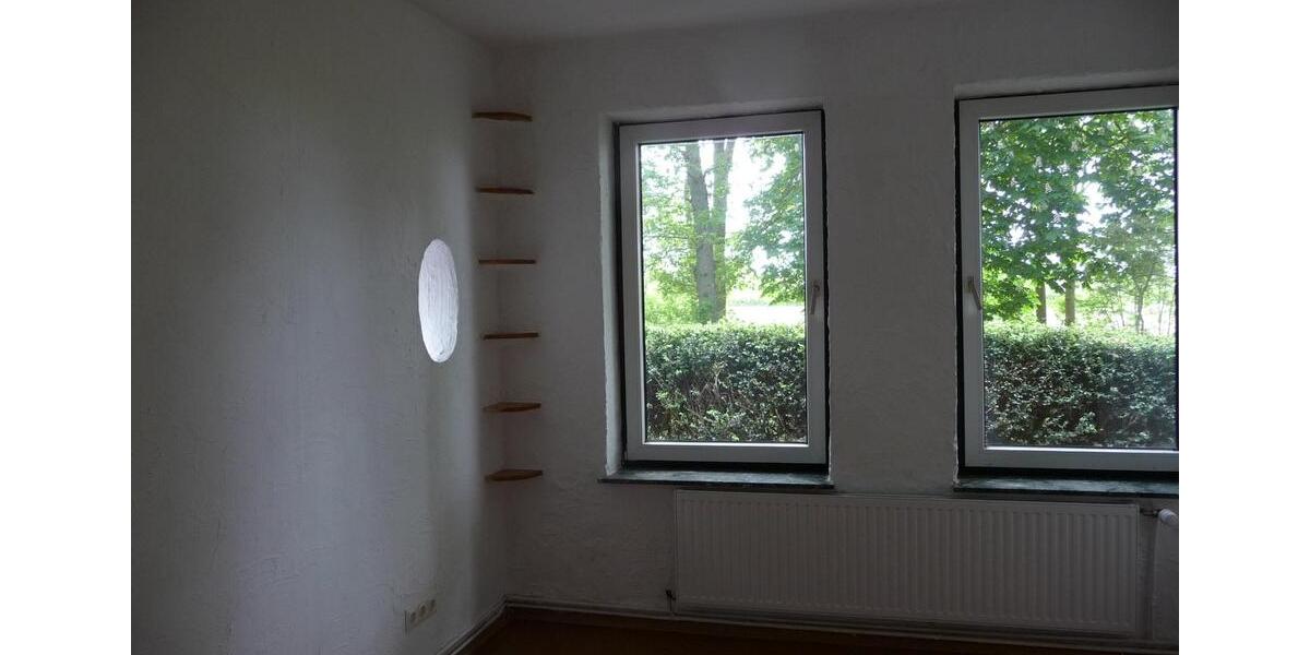 Erdgeschoßwohnung Hollingstedt - 4 Zimmer, 85 m&sup2;, 700&euro; | Angebot:25477194