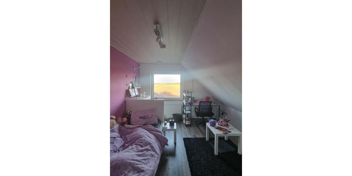 Etagenwohnung Großenwiehe - 3 Zimmer, 97 m&sup2;, 1.015&euro; | Angebot:26652141