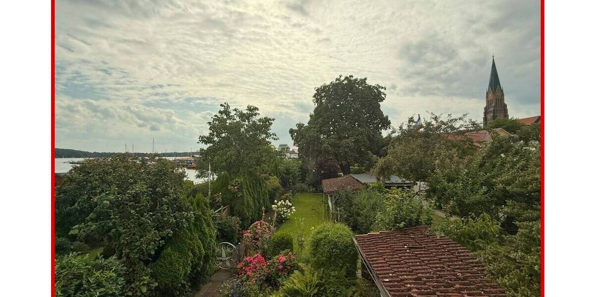 Mehrfamilienhaus, Wohnhaus Schleswig - 8 Zimmer, 162 m&sup2;, 475.000&euro; | Angebot:25705487