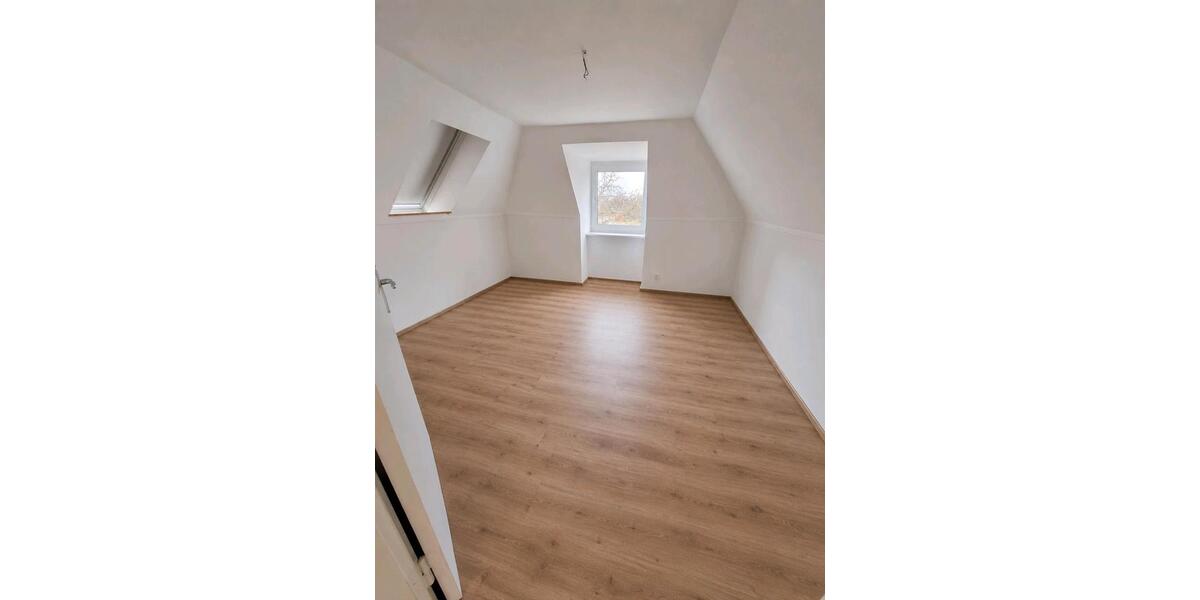 Einfamilienhaus Kropp - 6 Zimmer, 130 m&sup2;, 1.350&euro; | Angebot:26504585