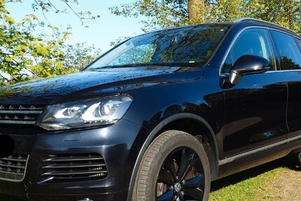 VW Touareg 213.000 km 13.500 &euro; Schwesing 25813