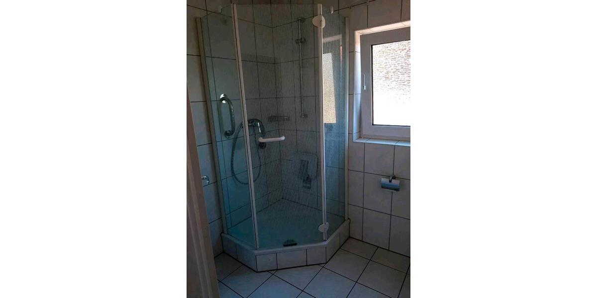 Einfamilienhaus Büdelsdorf - 4 Zimmer, 110 m&sup2;, 970&euro; | Angebot:26554345