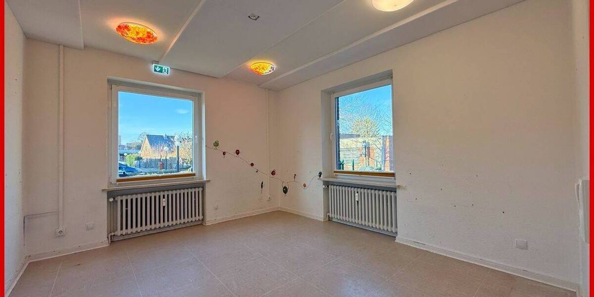 Einfamilienhaus Schleswig - 9 Zimmer, 259 m&sup2;, 275.000&euro; | Angebot:26029303