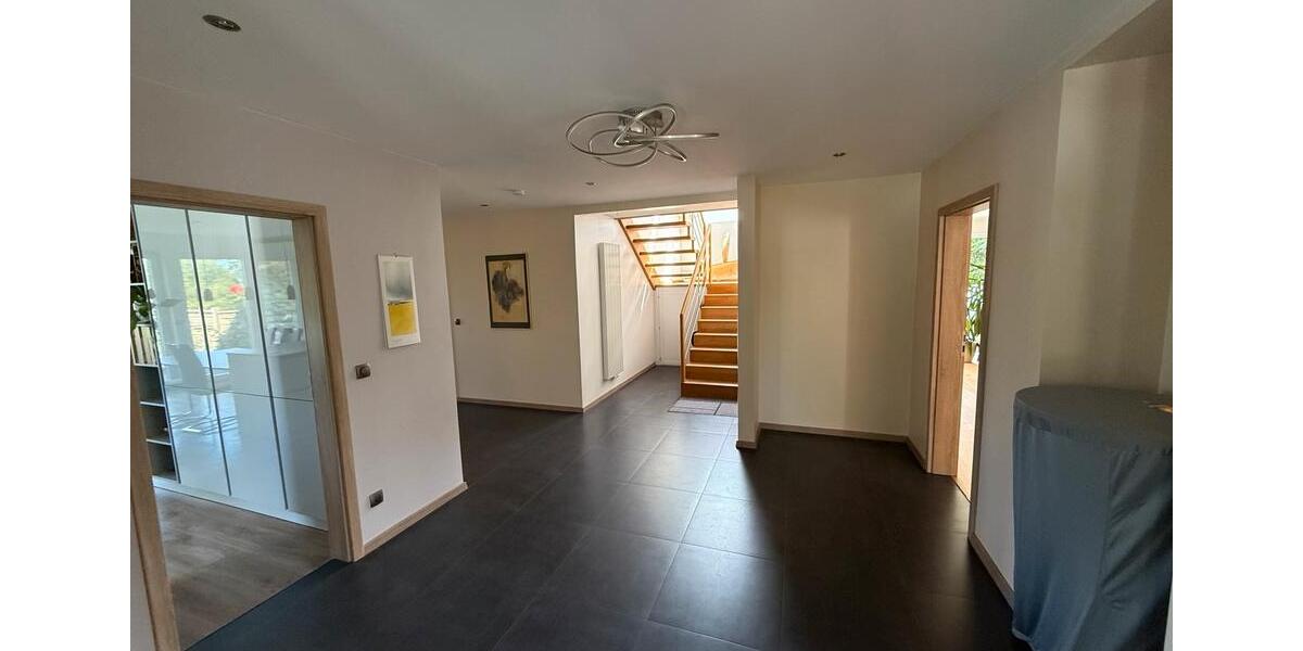 Einfamilienhaus Husby - 6.5 Zimmer, 236 m&sup2;, 420.000&euro; | Angebot:26689596