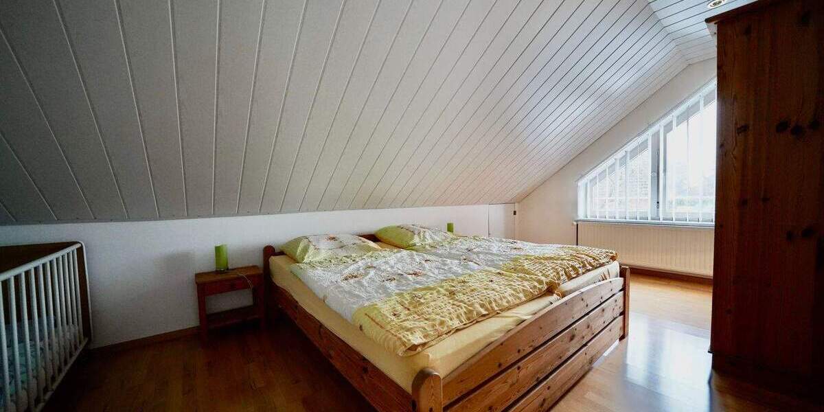 Mehrfamilienhaus, Wohnhaus Großwaabs Großwaabs - 8 Zimmer, 235 m&sup2;, 469.000&euro; | Angebot:25700576