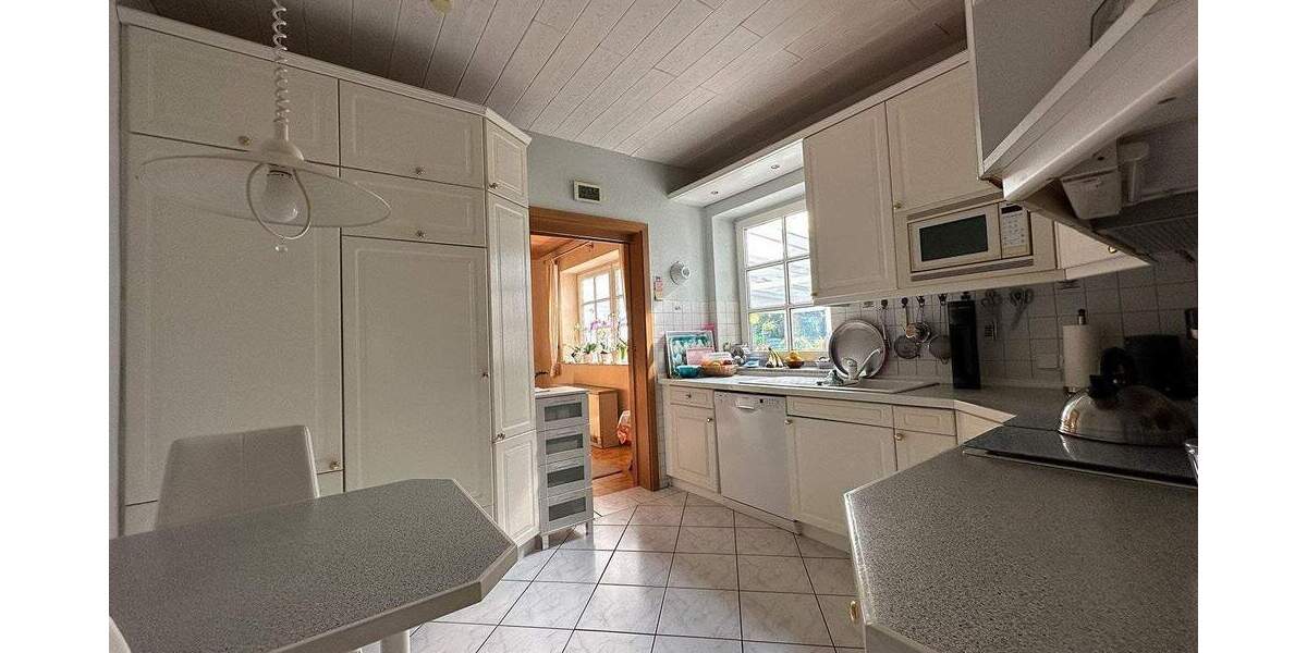 Einfamilienhaus Uelsby - 8 Zimmer, 168 m&sup2;, 229.000&euro; | Angebot:25745855