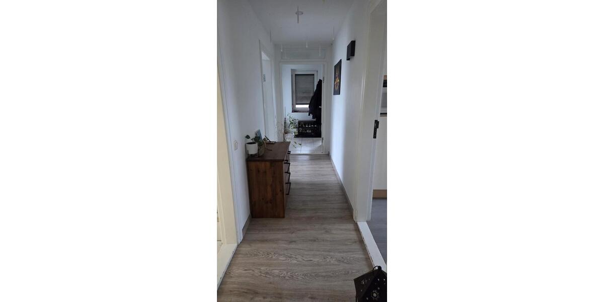 Dachgeschoßwohnung Kappeln - 4 Zimmer, 81 m&sup2;, 700&euro; | Angebot:26349168