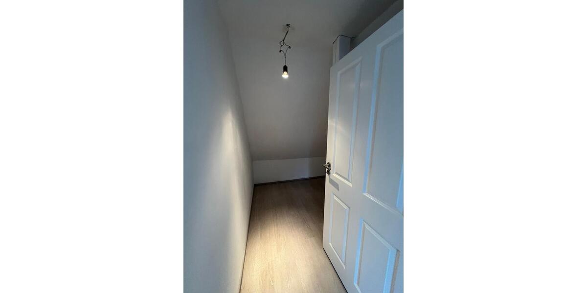 Dachgeschoßwohnung Rendsburg - 4 Zimmer, 76 m&sup2;, 898&euro; | Angebot:25368896