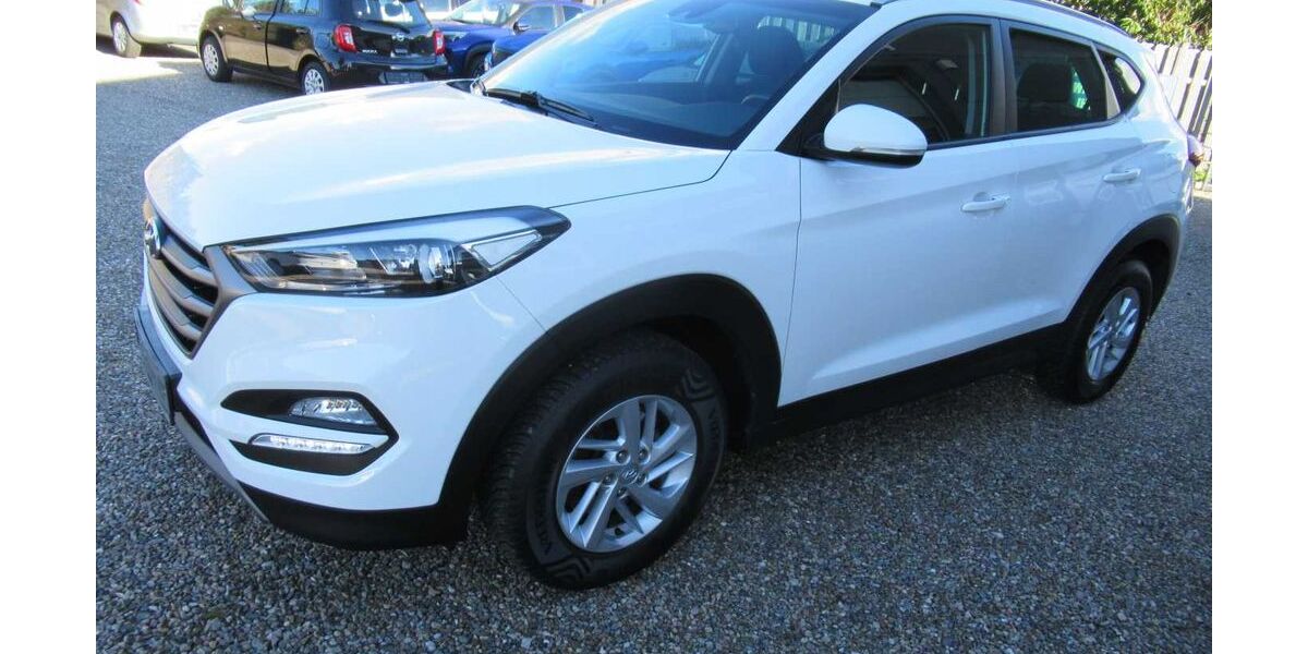 Hyundai TUCSON 62.500 km 15.950 &euro; Gettorf 24214