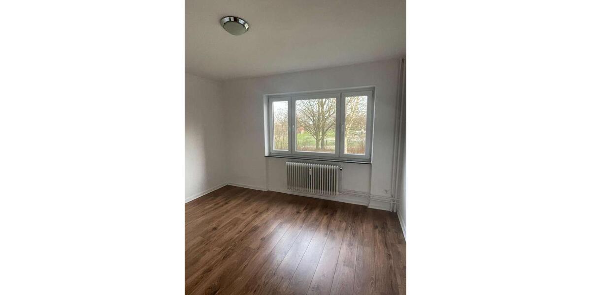 Etagenwohnung Schleswig - 4 Zimmer, 86 m&sup2;, 690&euro; | Angebot:24628125