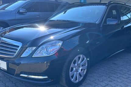 Mercedes-Benz E 220 319.566 km 5.980 &euro; Rendsburg 24768