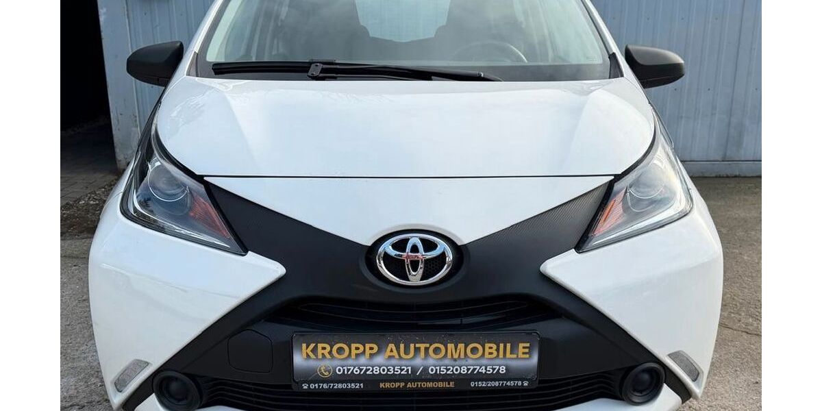 Toyota Aygo (X) 21.004 km 7.999 &euro; Kropp 24848