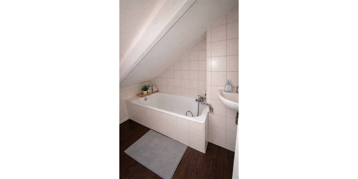 Mehrfamilienhaus, Wohnhaus Büdelsdorf - 600.000&euro; | Angebot:25745924