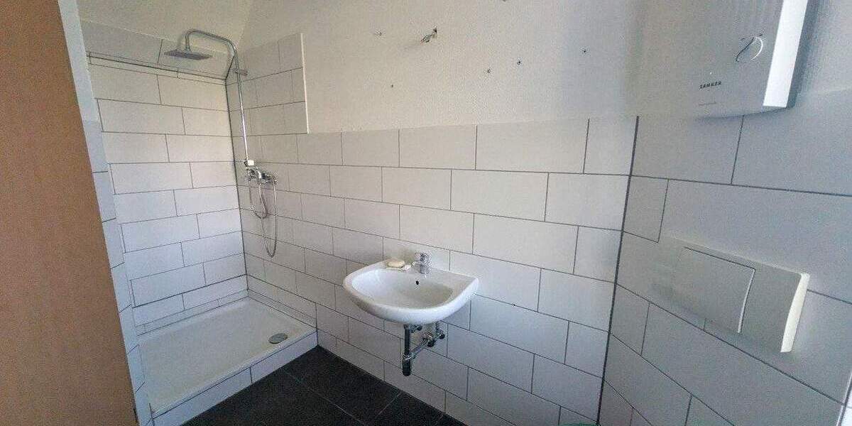 Mehrfamilienhaus, Wohnhaus Stoltebüll Schrepperie - 1 Zimmer, 187 m&sup2;, 349.000&euro; | Angebot:25671513