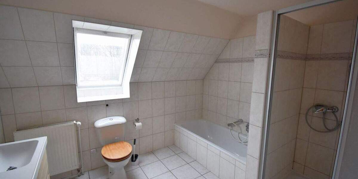 Doppelhaushälfte Osterrönfeld - 4 Zimmer, 104 m&sup2;, 390.000&euro; | Angebot:25909249