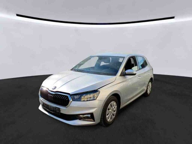 Skoda Fabia 25.100 km 14.490 &euro; Rendsburg 24768