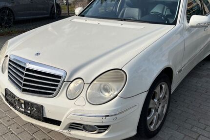 Mercedes-Benz E 320 390.000 km 1.990 &euro; Schleswig 24837