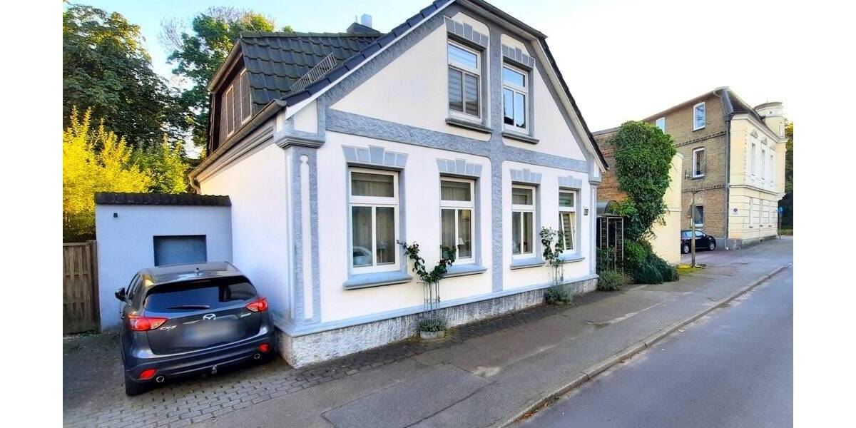 Einfamilienhaus Schleswig - 5 Zimmer, 140 m&sup2;, 275.000&euro; | Angebot:25671434