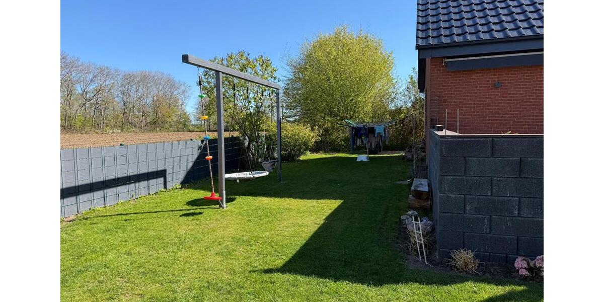 Bungalow Schleswig - 3 Zimmer, 125 m&sup2;, 525.000&euro; | Angebot:26463596