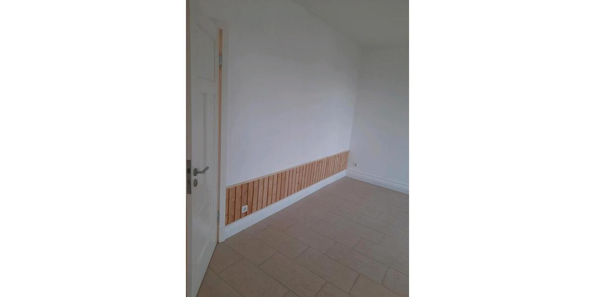 Erdgeschoßwohnung Winnert - 3 Zimmer, 95 m&sup2;, 670&euro; | Angebot:25772739