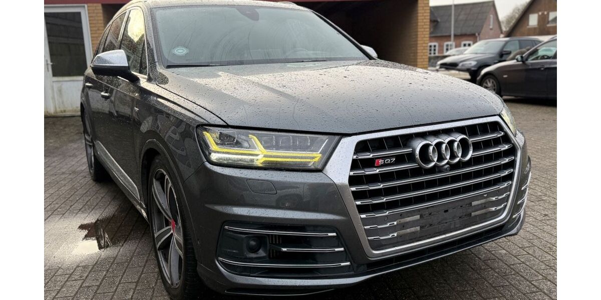 Audi SQ7 289.000 km 23.999 &euro; Flensburg 24941