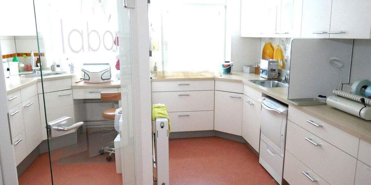 Gewerbeobjekt Rendsburg - 8 Zimmer, 160 m&sup2;, 229.000&euro; | Angebot:25779951