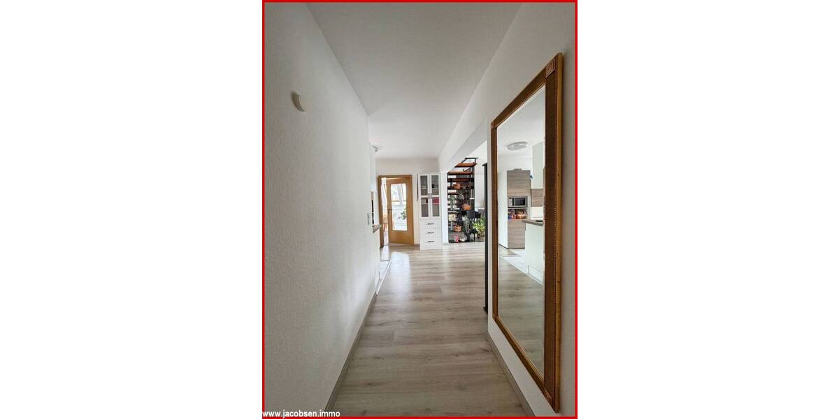 Etagenwohnung Schleswig - 3 Zimmer, 98 m&sup2;, 730&euro; | Angebot:26629636